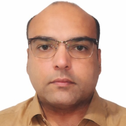 Mr. Vineet Kumar Vashishtha, Professor, Department of Artificial Engineering & Machine Learning, SSIPMT, Raipur