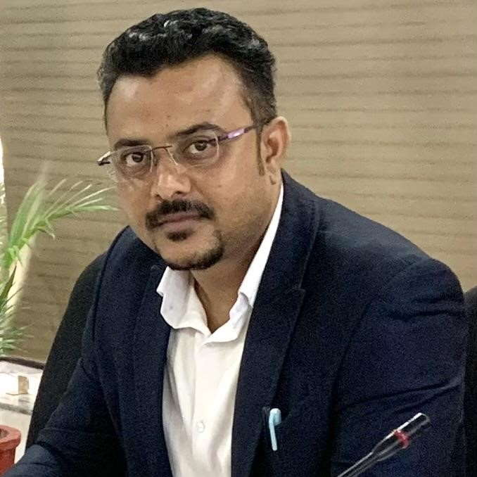 Dr. Advin Manhar