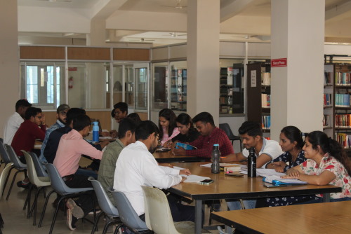 Library, SSIPMT, Raipur